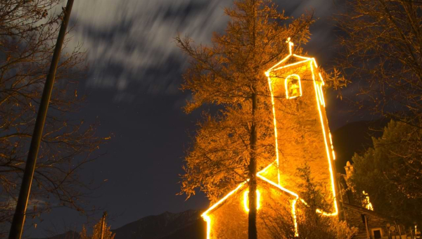 Embracing the Season: The Profound Benefits of Belonging to a Church During the Holidays